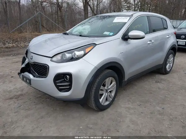 KNDPMCAC5K7531976 2019 KIA SPORTAGE - Image 2