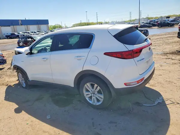KNDPMCAC5K7532402 2019 KIA SPORTAGE - Image 2