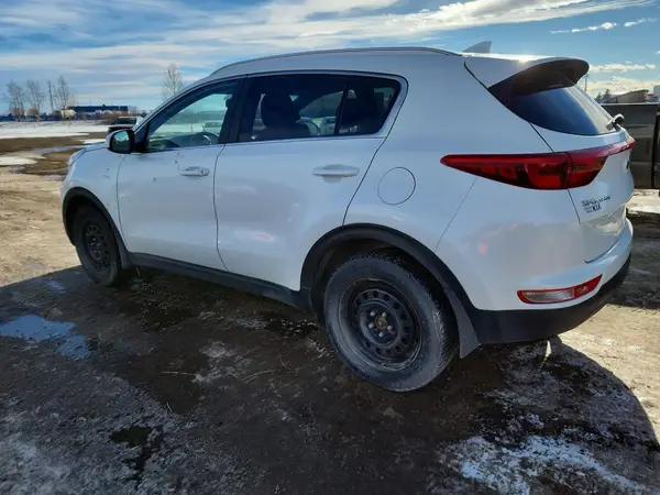 KNDPMCAC5K7534327 2019 KIA SPORTAGE - Image 2