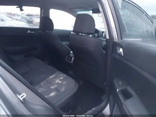 KNDPMCAC5K7539415 2019 KIA SPORTAGE - Image 8