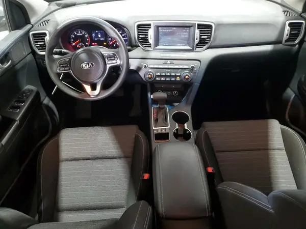 KNDPMCAC5K7543268 2019 KIA SPORTAGE - Image 8