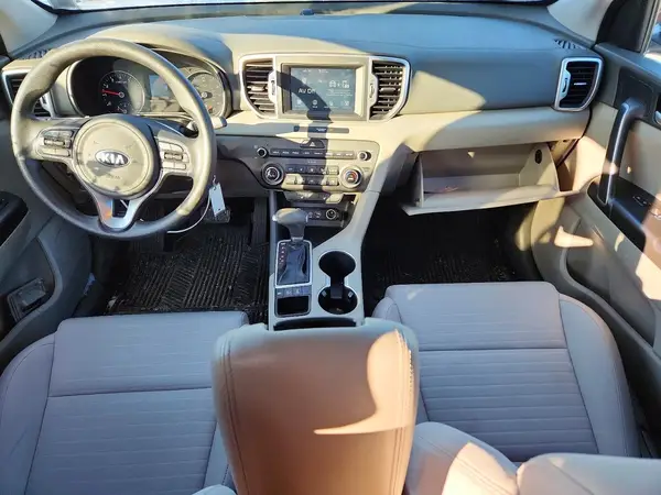 KNDPMCAC5K7550429 2019 KIA SPORTAGE - Image 8