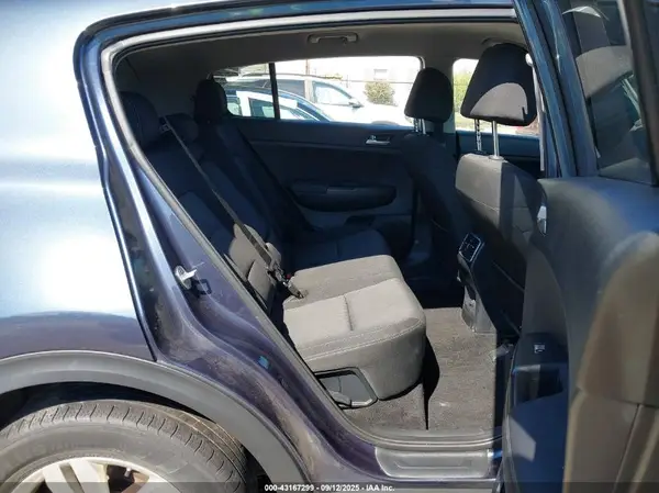 KNDPMCAC5K7565836 2019 KIA SPORTAGE - Image 8