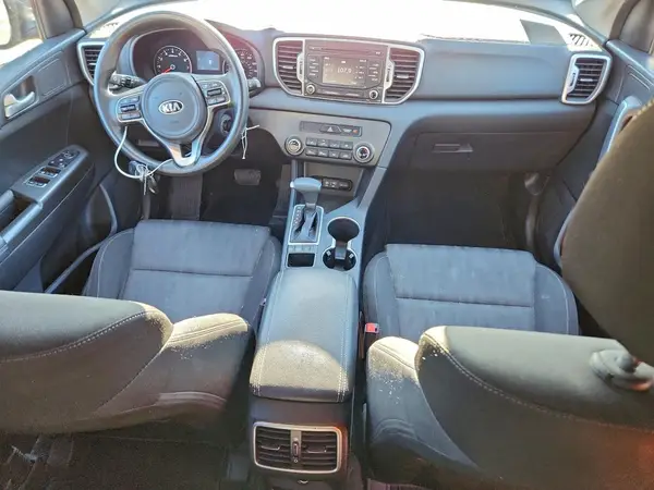 KNDPMCAC5K7571880 2019 KIA SPORTAGE - Image 8