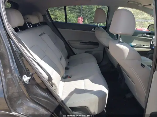 KNDPMCAC5K7578926 2019 KIA SPORTAGE - Image 8