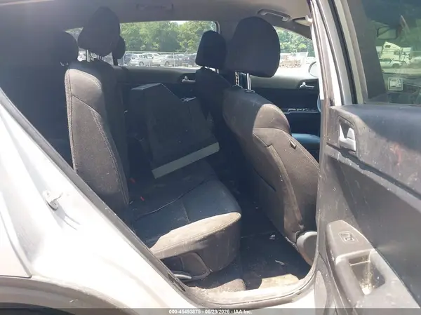 KNDPMCAC5K7579820 2019 KIA SPORTAGE - Image 8