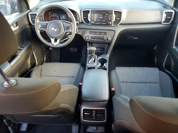 KNDPMCAC5K7595788 2019 KIA SPORTAGE - Image 8