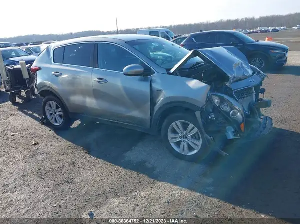 KNDPMCAC5K7600987 2019 KIA SPORTAGE - Image 1