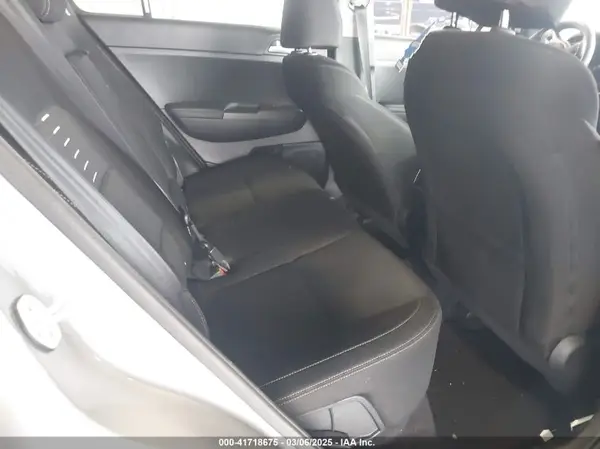 KNDPMCAC5K7607602 2019 KIA SPORTAGE - Image 8
