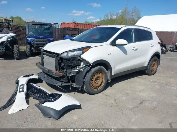 KNDPMCAC5K7609169 2019 KIA SPORTAGE - Image 2