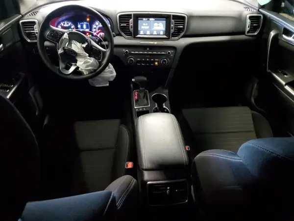 KNDPMCAC5K7624786 2019 KIA SPORTAGE - Image 8