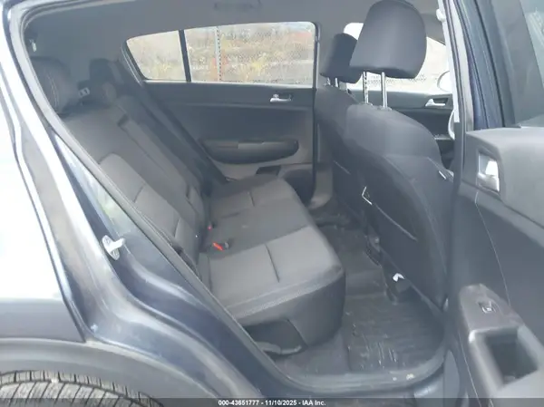 KNDPMCAC5L7630430 2020 KIA SPORTAGE - Image 8