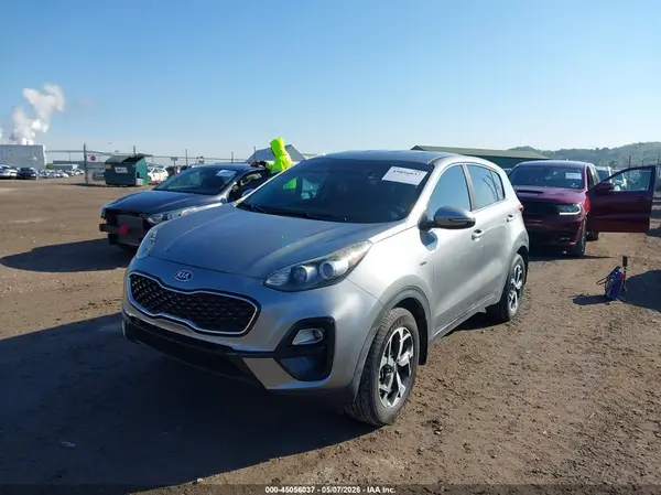 KNDPMCAC5L7668921 2020 KIA SPORTAGE - Image 2