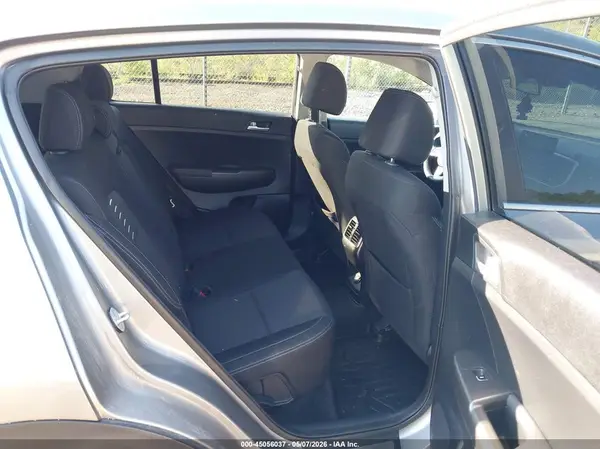 KNDPMCAC5L7668921 2020 KIA SPORTAGE - Image 8