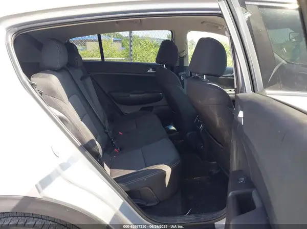 KNDPMCAC5L7756576 2020 KIA SPORTAGE - Image 8