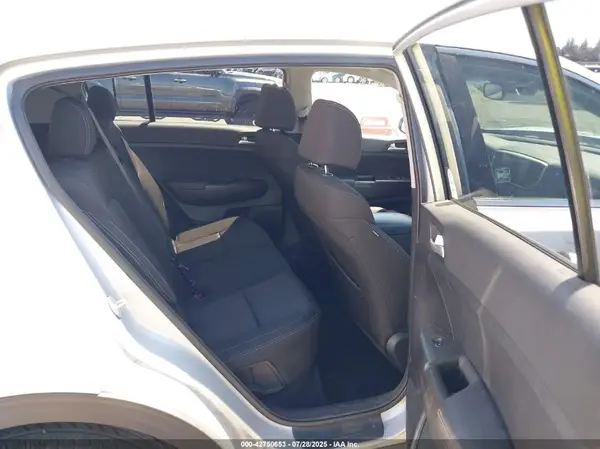 KNDPMCAC5L7812953 2020 KIA SPORTAGE - Image 8