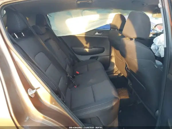 KNDPMCAC5M7847784 2021 KIA SPORTAGE - Image 8