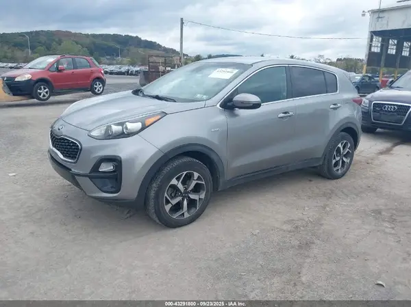 KNDPMCAC5M7857859 2021 KIA SPORTAGE - Image 2