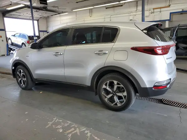 KNDPMCAC5M7872703 2021 KIA SPORTAGE - Image 2