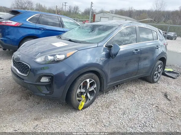 KNDPMCAC5M7872961 2021 KIA SPORTAGE - Image 2