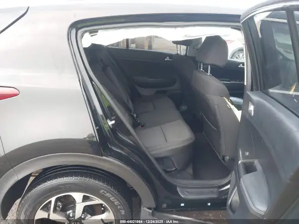 KNDPMCAC5M7913346 2021 KIA SPORTAGE - Image 8