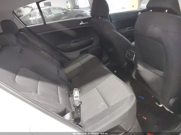 KNDPMCAC5M7922080 2021 KIA SPORTAGE - Image 8