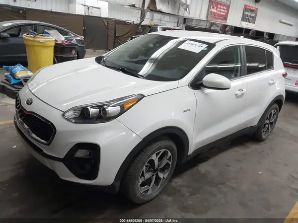 KNDPMCAC5M7933287 2021 KIA SPORTAGE - Image 2