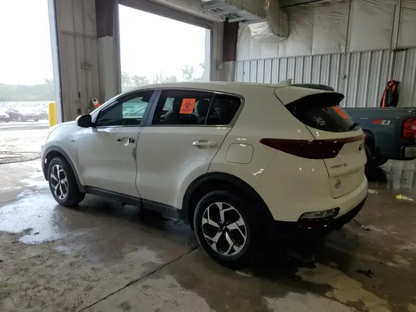 KNDPMCAC5M7934035 2021 KIA SPORTAGE - Image 2