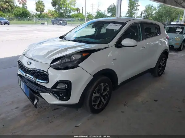 KNDPMCAC5M7944533 2021 KIA SPORTAGE - Image 2