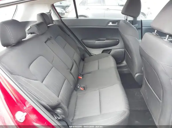 KNDPMCAC5N7009840 2022 KIA SPORTAGE - Image 8