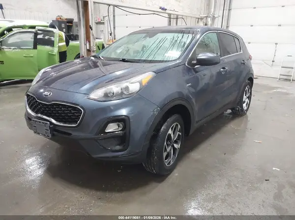 KNDPMCAC5N7010566 2022 KIA SPORTAGE - Image 2