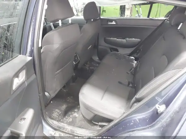 KNDPMCAC5N7010566 2022 KIA SPORTAGE - Image 8