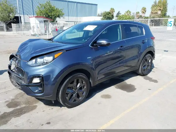 KNDPMCAC5N7020384 2022 KIA SPORTAGE - Image 2