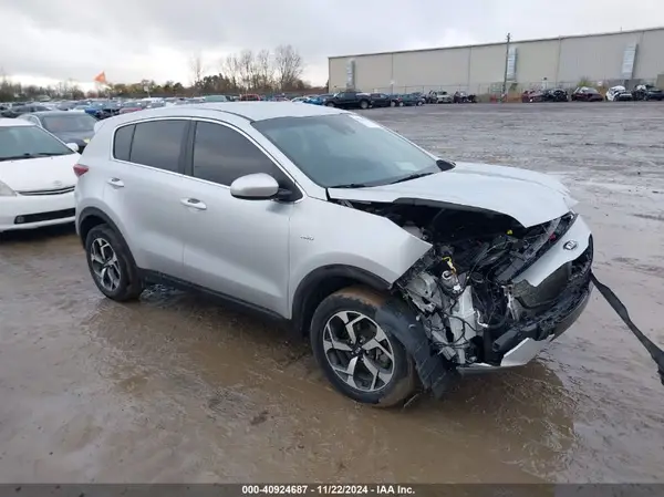 KNDPMCAC5N7021793 2022 KIA SPORTAGE - Image 1