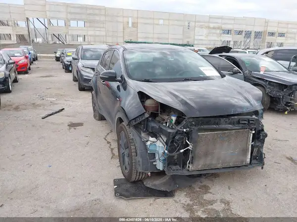 KNDPMCAC5N7957056 2022 KIA SPORTAGE - Image 1