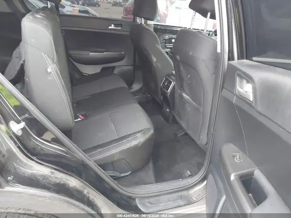 KNDPMCAC5N7957056 2022 KIA SPORTAGE - Image 8