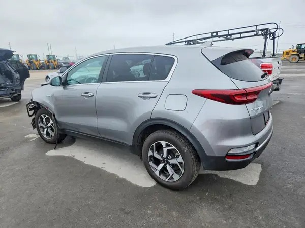 KNDPMCAC5N7970955 2022 KIA SPORTAGE - Image 2