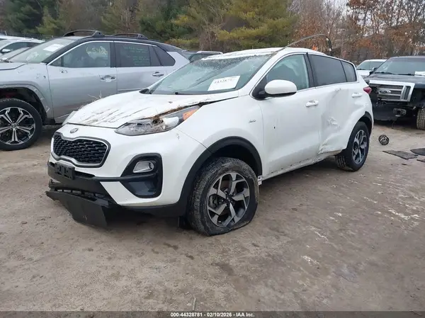 KNDPMCAC5N7991756 2022 KIA SPORTAGE - Image 2