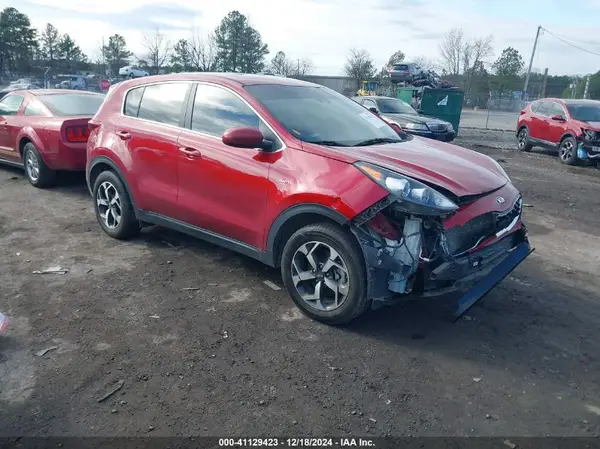 KNDPMCAC5N7999789 2022 KIA SPORTAGE - Image 1