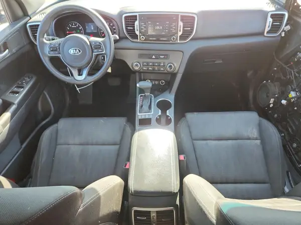 KNDPMCAC6H7056945 2017 KIA SPORTAGE - Image 8