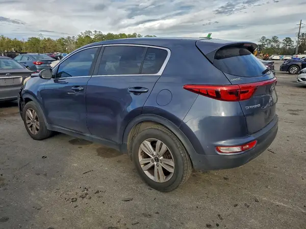KNDPMCAC6H7069047 2017 KIA SPORTAGE - Image 2