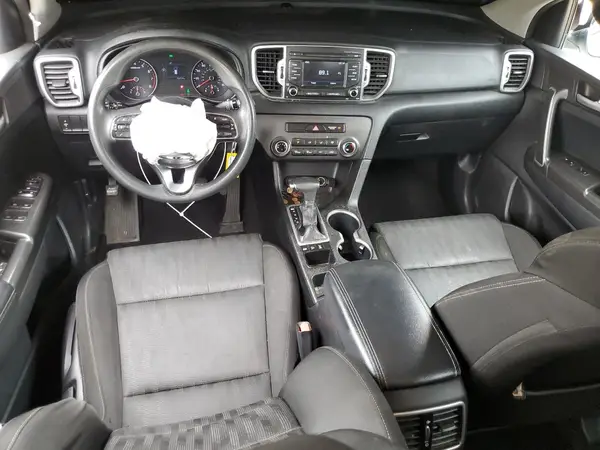 KNDPMCAC6H7086351 2017 KIA SPORTAGE - Image 8