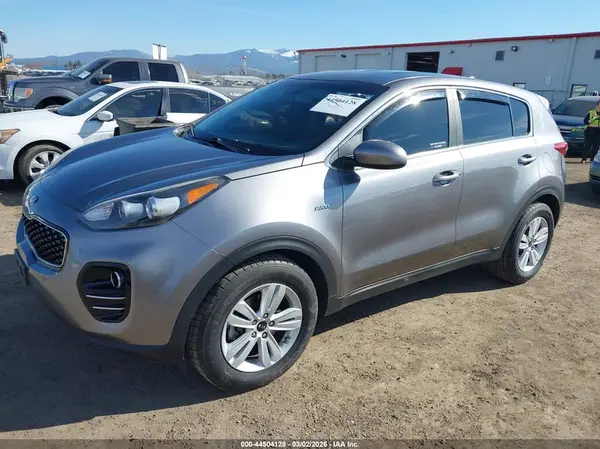 KNDPMCAC6H7088116 2017 KIA SPORTAGE - Image 2