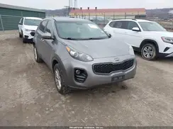 KNDPMCAC6H7095048 2017 KIA SPORTAGE