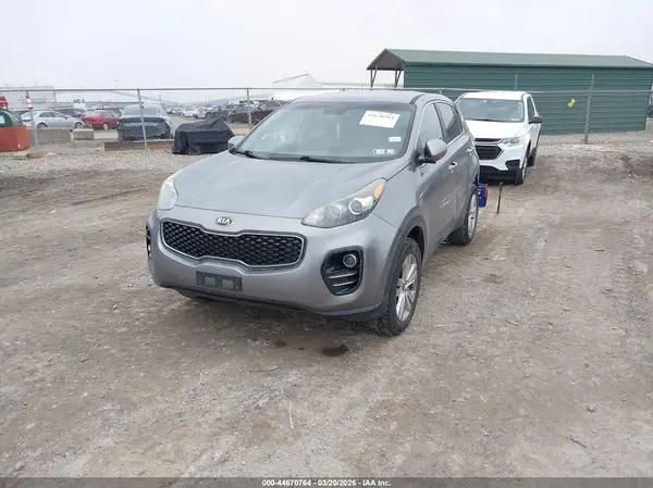 KNDPMCAC6H7095048 2017 KIA SPORTAGE - Image 2