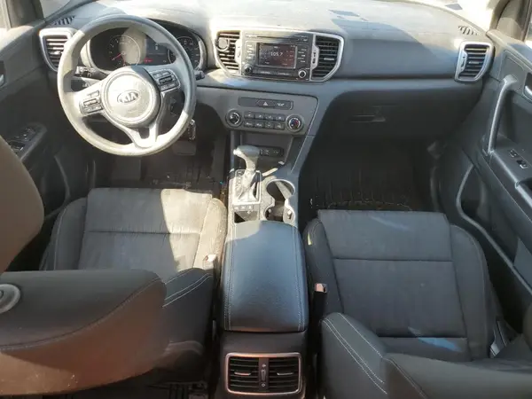 KNDPMCAC6H7100751 2017 KIA SPORTAGE - Image 8