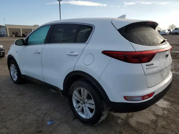 KNDPMCAC6H7111765 2017 KIA SPORTAGE - Image 2