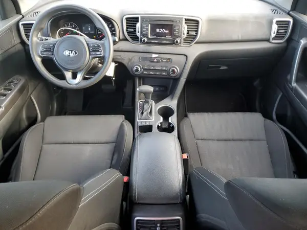 KNDPMCAC6H7111765 2017 KIA SPORTAGE - Image 8