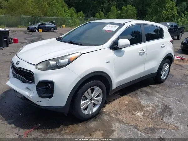 KNDPMCAC6H7120580 2017 KIA SPORTAGE - Image 2