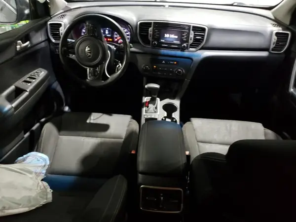 KNDPMCAC6H7123334 2017 KIA SPORTAGE - Image 8